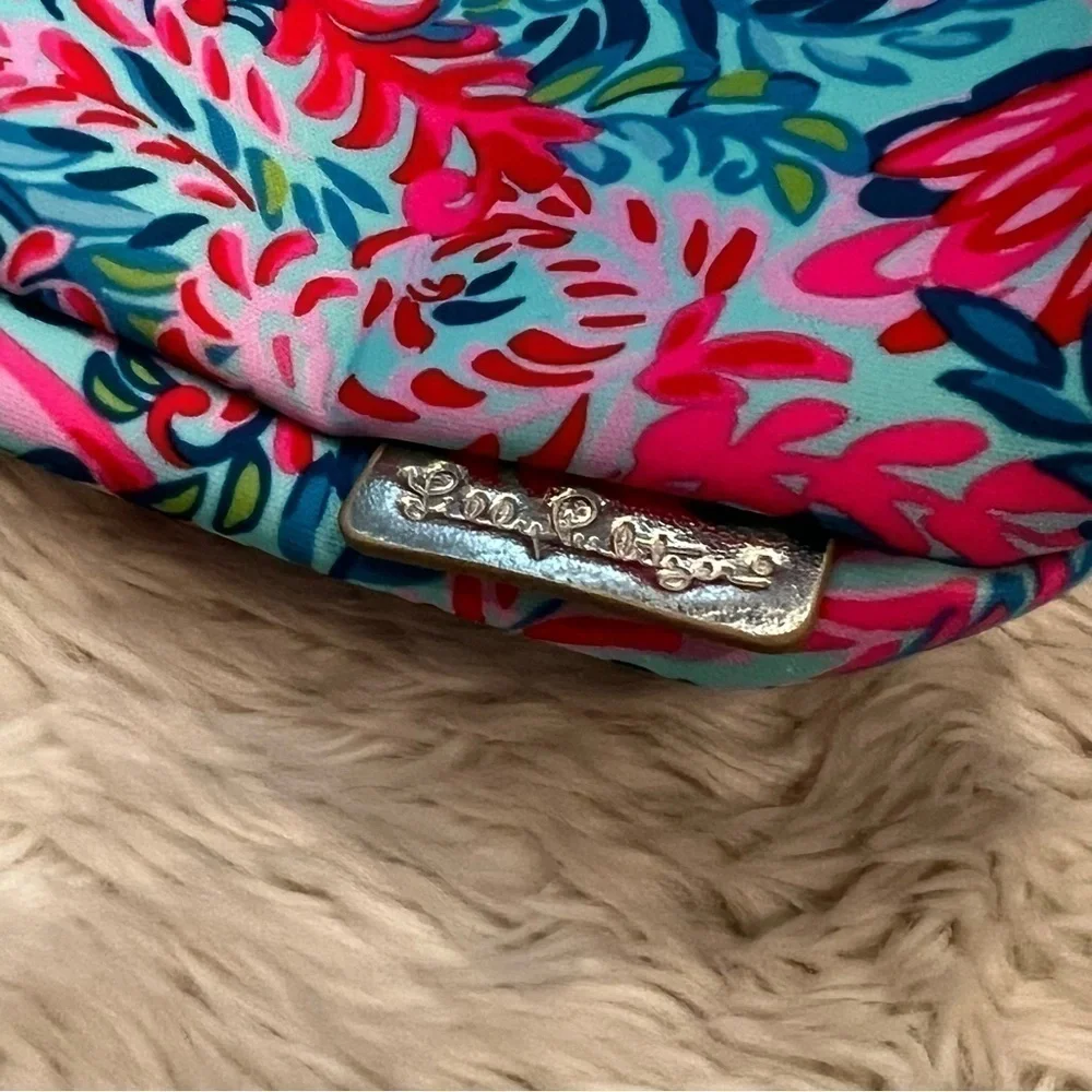 Lilly Pulitzer Insulated Wine Bag in Blue Surf Flim Flam